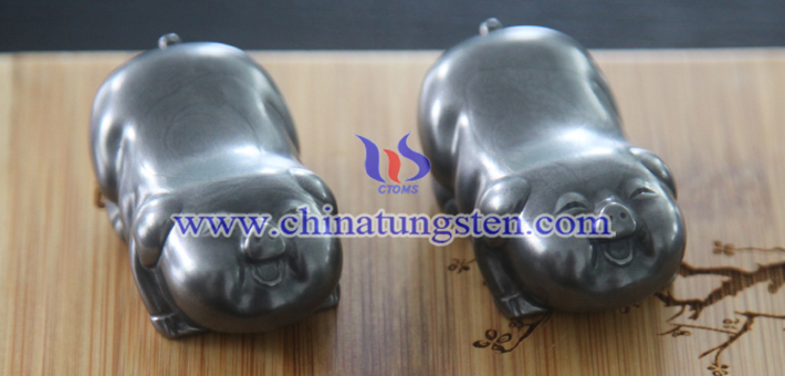 創(chuàng)意鎢金生肖豬圖片