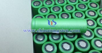 電動(dòng)玩具鋰電池?fù)饺趸u 鋰電池圖片