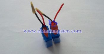 電須刀電池陽極材料含二硫化鎢納米片圖片
